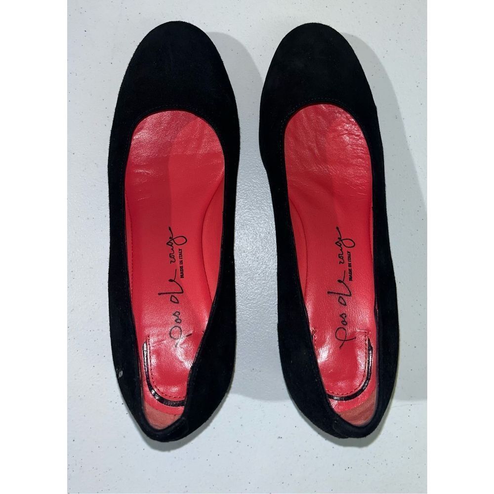 Pas de rouge pumps